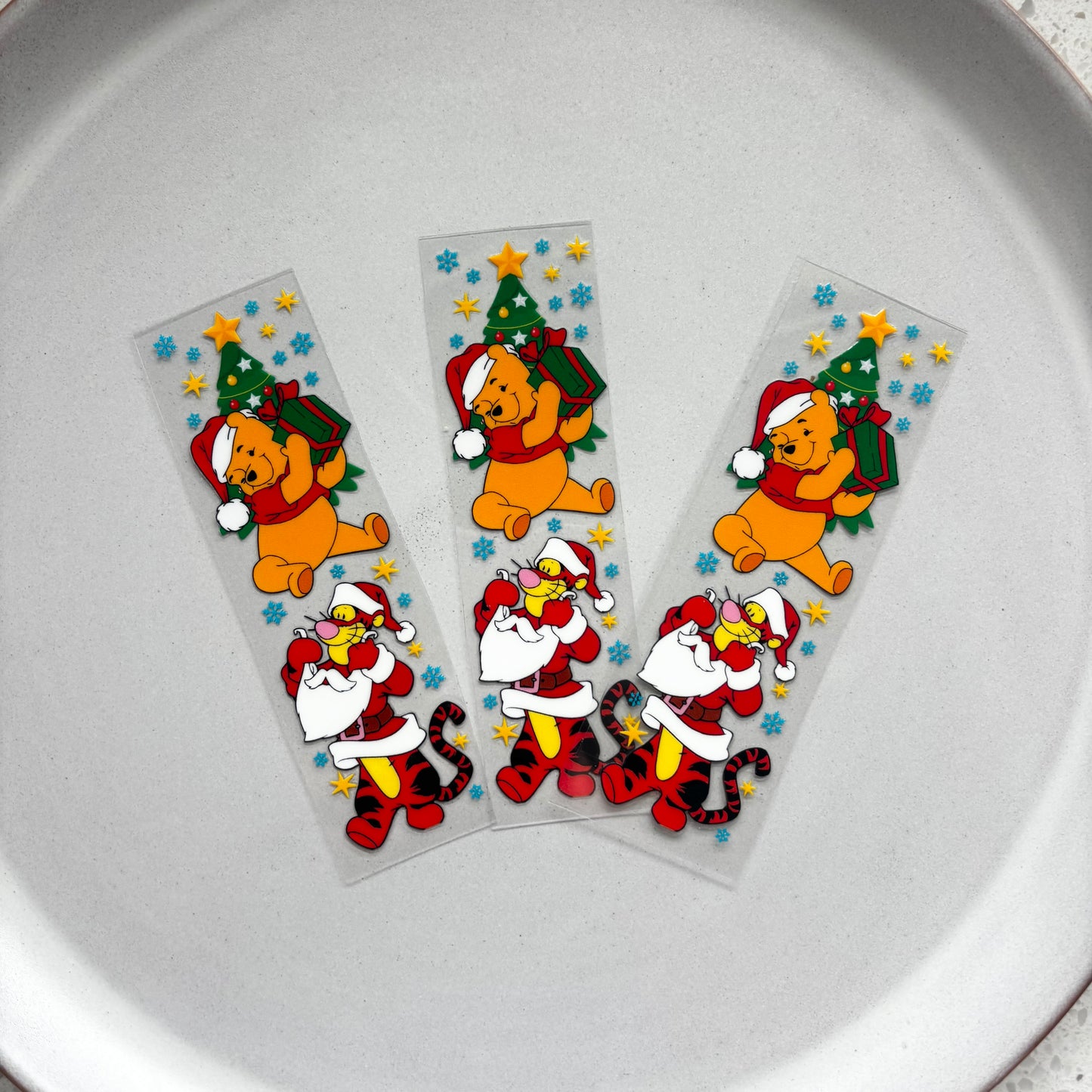 Pen/Bookmark Wrap Decal - Christmas Winnie