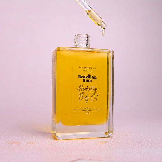 Body and bath oil with jojoba, sweet almond and grapeseed oil for glowing hydrated skin