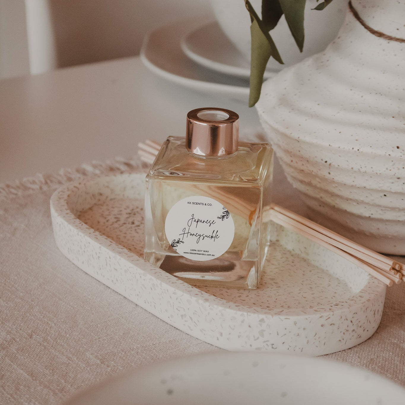 Japanese honeysuckle reed diffuser