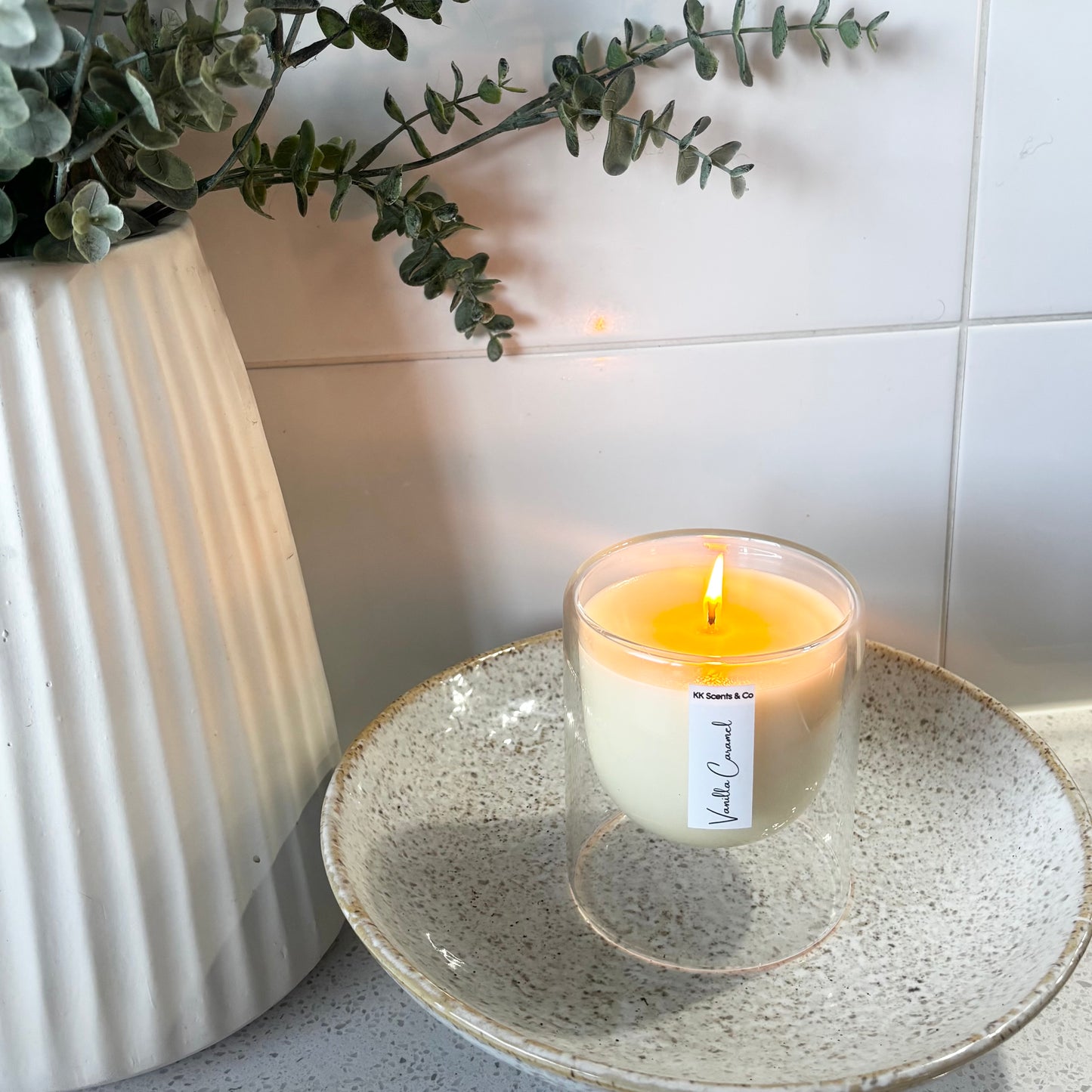 eluxe floating candle