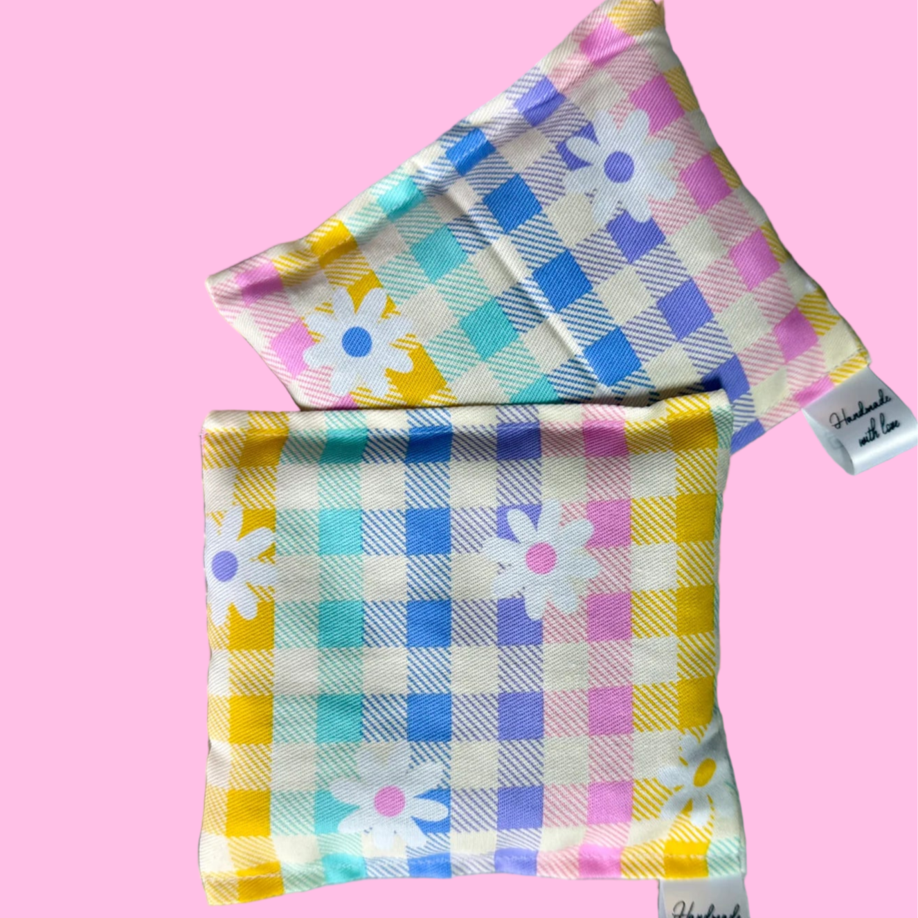 gingham daisy hand warmers