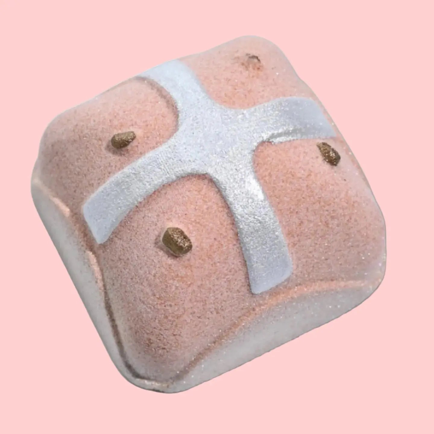 hot cross buns bath bomb