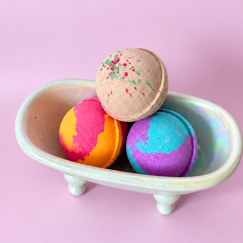 mini Christmas bath bombs