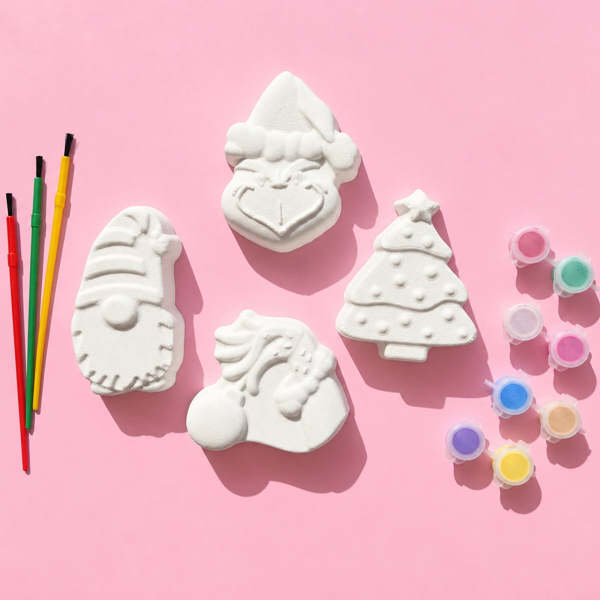 paint your own Christmas bath bomb